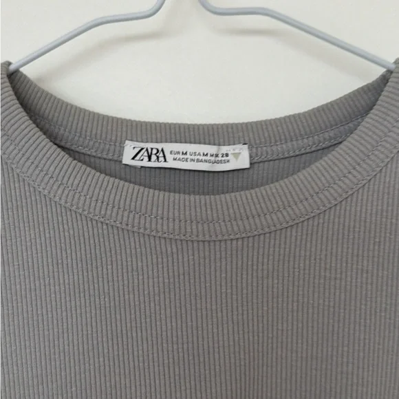 Zara Gray Ribbed Top - Picture 2 of 3